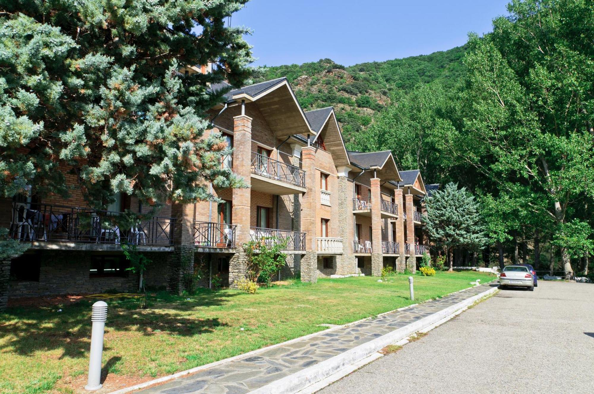 Hotel Snoe Condes Del Pallars Rialp Eksteriør billede